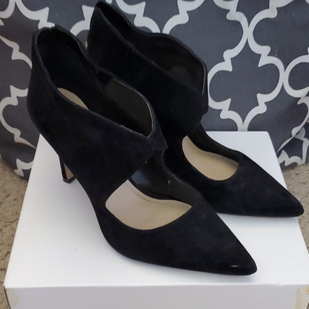 BCBGeneration Suede black heels